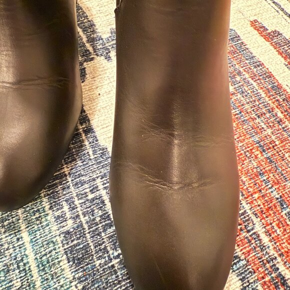 Stuart Weitzman Black Leather Chelsea Booties sz 5 EUC - Picture 8 of 8